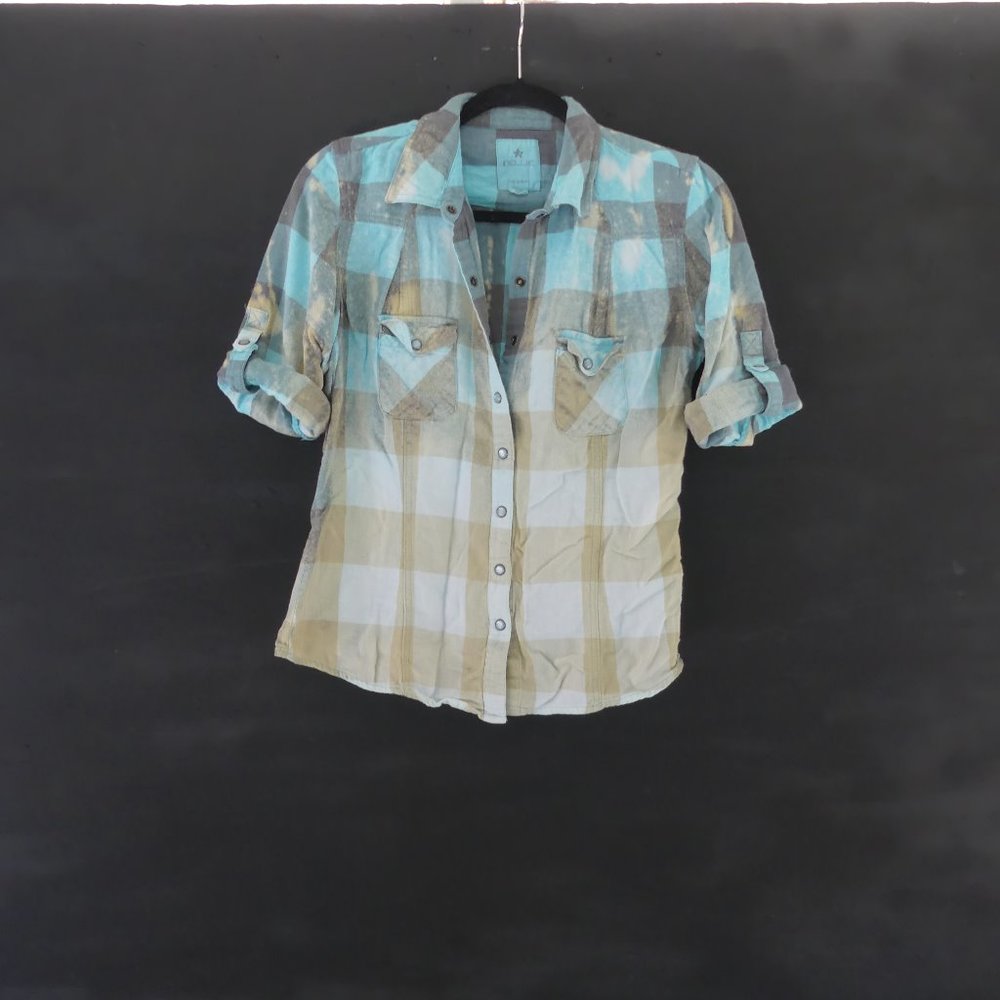 Bleached 3/4 sleeve Turq. Distressed Flannel.